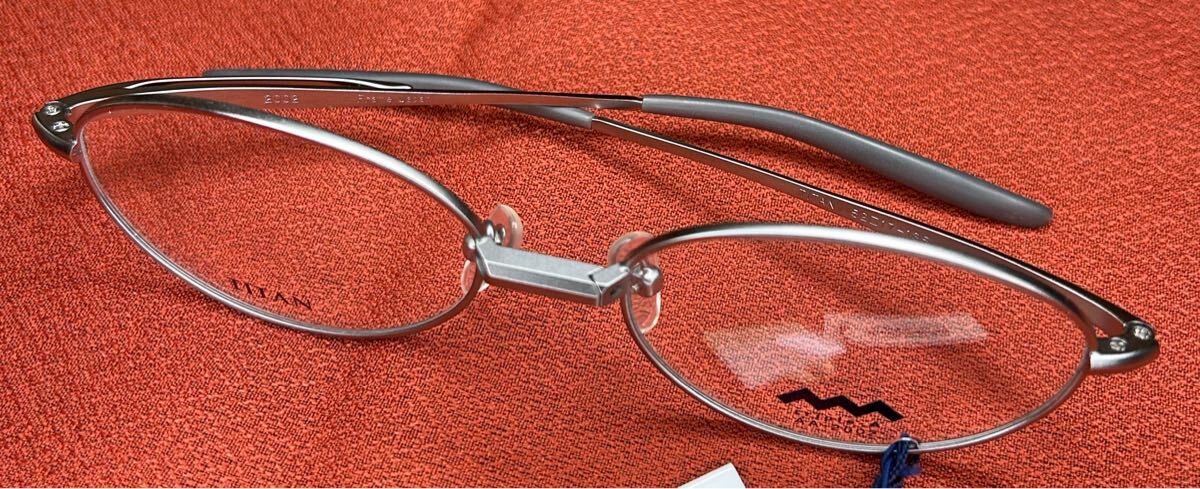 折りたたみ式眼鏡フレーム フルリム triple-A チタン 52-17-135 2002 日本製 未使用 ヴィンテージ拍卖