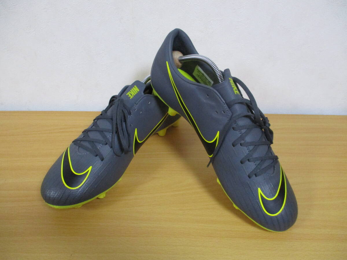 未使用保管品!ナイキ★サッカー用<スパイク・シューズ>★28.5cm ダークグレー・イエロー拍卖