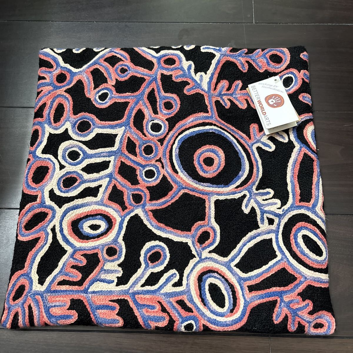 クッションカバー BETTERWORLDARTS 拍卖