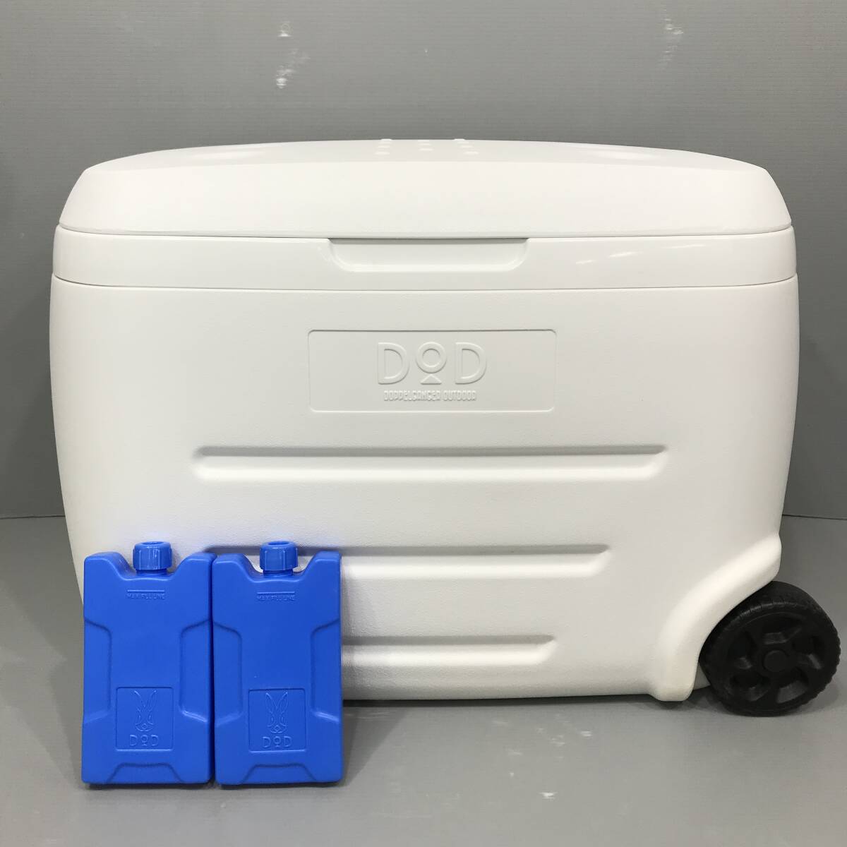 25K302 ジ6 DOD クーラーボックス コールドサンダー 大容量55L CL1-464 専用保冷剤2個付き 中古拍卖