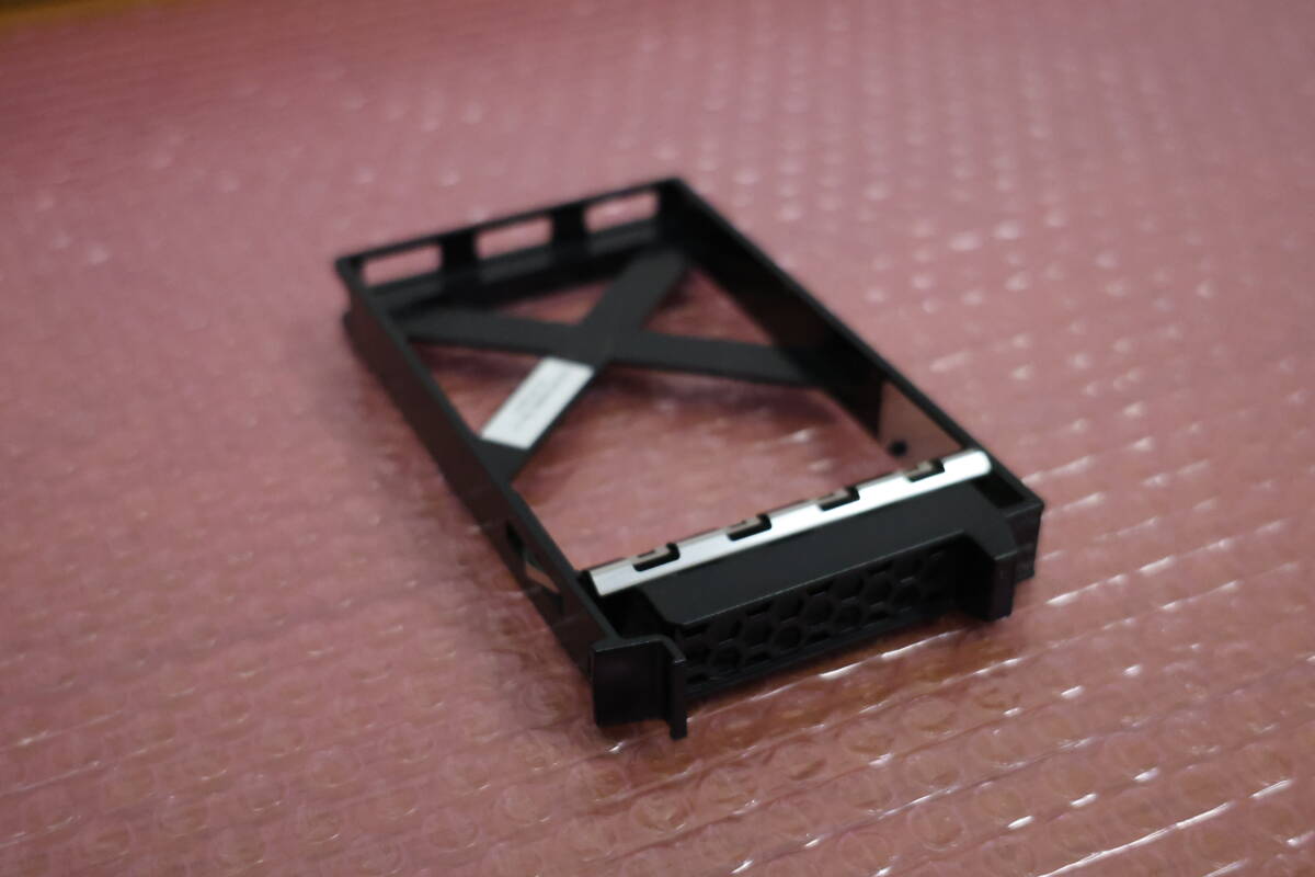 ★送料無料★FUJITSU PRIMERGY TX1320M3 A3C40166880 2.5インチ マウンタ-02【複数あり】拍卖