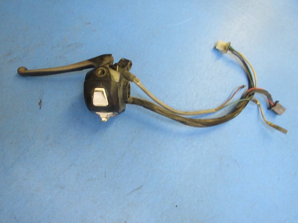 グランドアクシス 100 SB01J 検)SB06J 4VP 左 ハンドルスイッチ 注意品 745-47拍卖