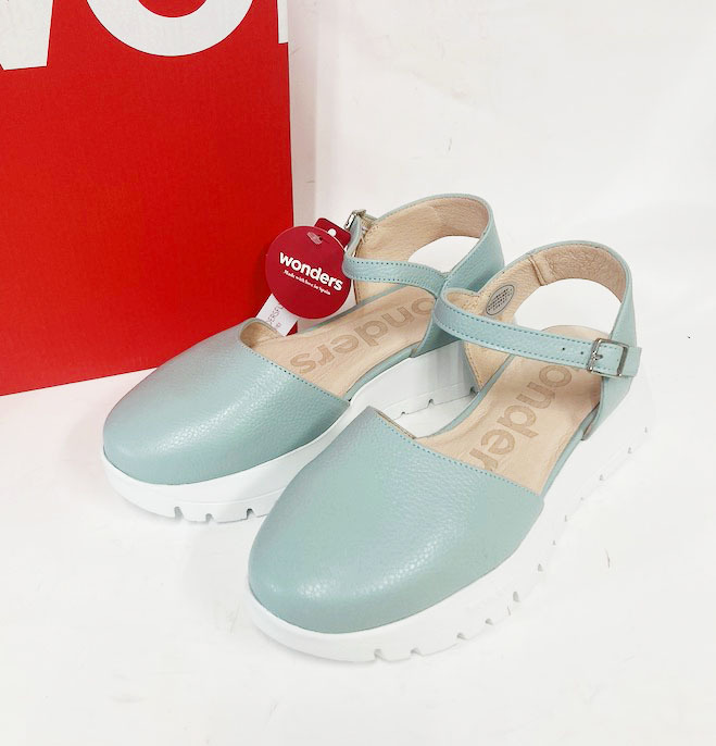 新品/23cm スペイン/バックストラップサンダル拍卖