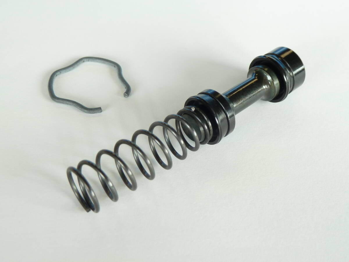 ネコポス Z750GP カワサキ純正 リヤマスターインナーキット 新品拍卖