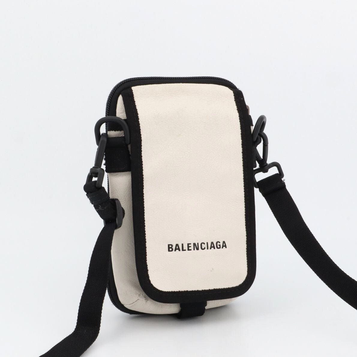 バレンシアガ BALENCIAGA エクスプローラー ショルダーバッグ 斜め掛け ポシェット ホワイト レザー 593329拍卖