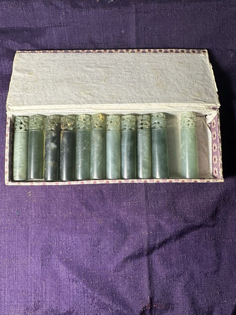 印材 印章 丸い緑凍石印材11個 紙箱付き 篆刻 材料 天然素材拍卖