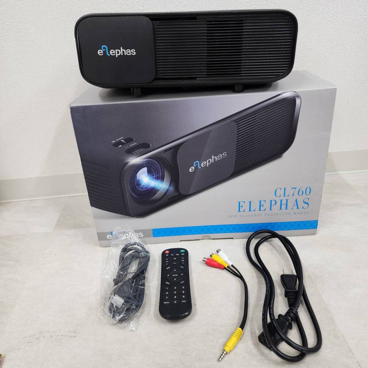 美品【電源OK】プロジェクター ELEPHAS CL760 拍卖