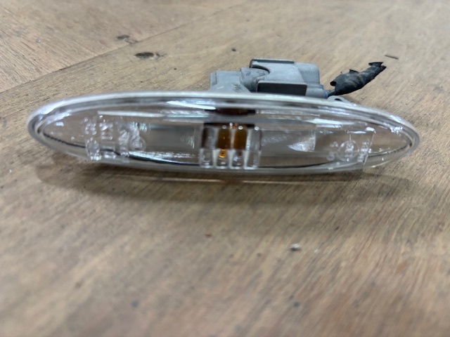 maMN★TOYOTA クラウンアスリート★純正★サイドマーカー1個 KOITO30-308/トヨタ CROWN 部品取り車拍卖