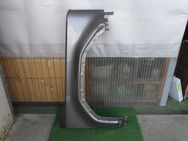 トヨタ/ランドクルーザー TRJ250W 右フェンダーパネルのみ 4V8 No.309984【品番 53801-60F20】拍卖