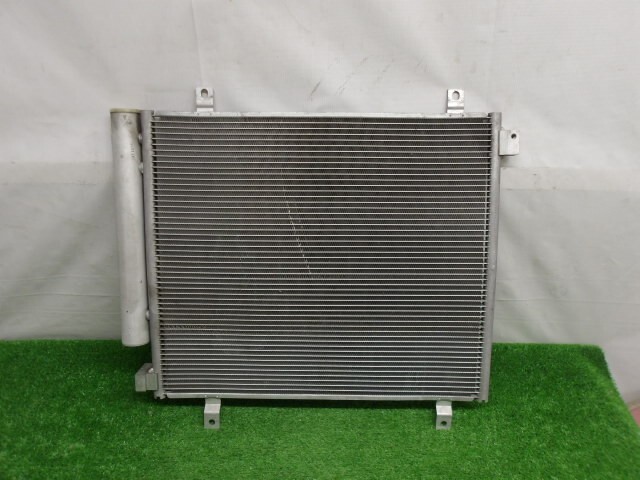 スズキ/エブリィ DA17V コンデンサーのみ 未テスト品 No.603404【品番 95310-64P10】拍卖