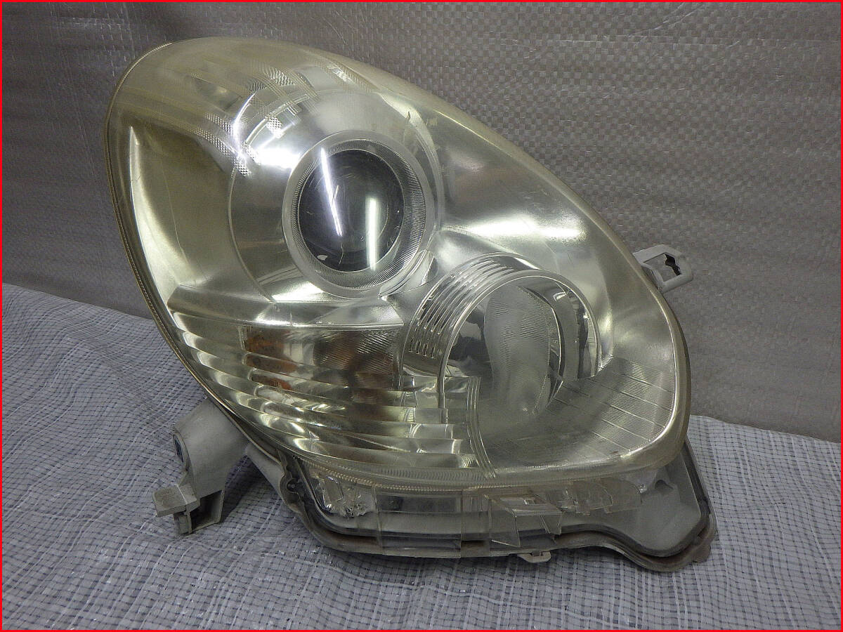 KGC30/KGC35/NGC30 パッソプラスハナ 右ヘッドライト右ライト 右 右側 ハロゲン KOITO 100-51007 ヘッドランプ ランプ拍卖