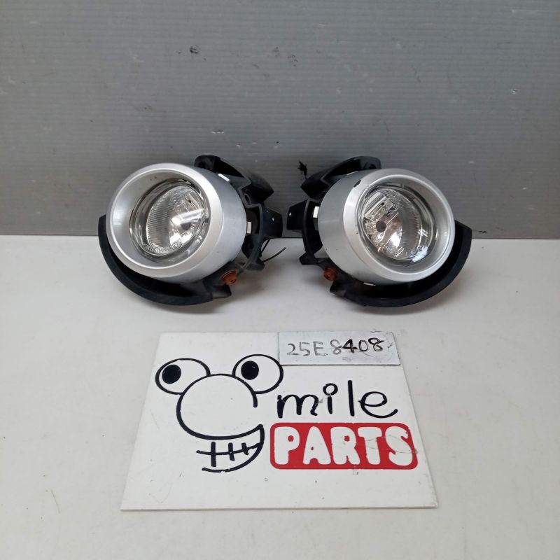 DC5W ベリーサ 純正 左右フォグランプ+ベゼル 2Z2-25-6/25E8408*同梱不可拍卖