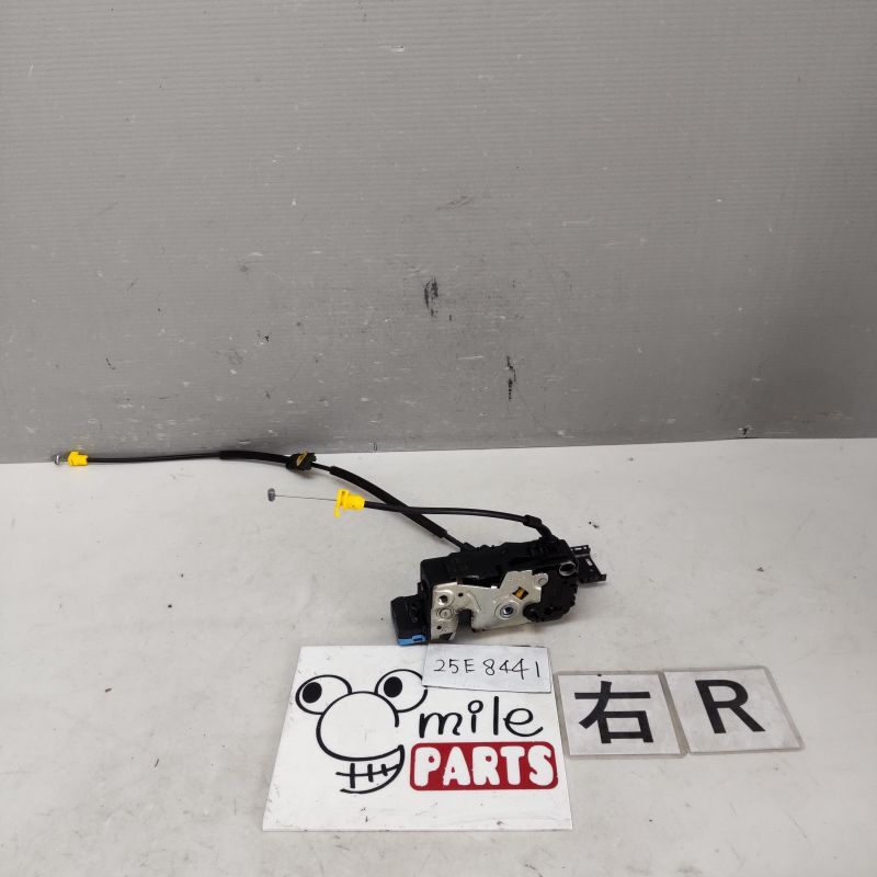 A75F01 プジョー207 純正 右リアドアロックソレノイド 1A5-10-1/25E8441*同梱不可拍卖