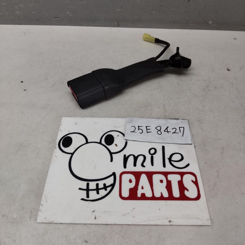 S211J/S211P サンバー 純正 運転席シートベルトバックル 1A1-8-6/25E8427*同梱不可拍卖