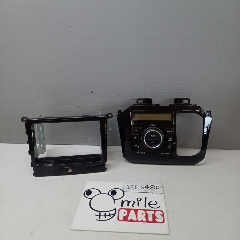 ML21S ルークス 純正 オーディオパネル上下セット(ステー付) 2Z2-9-4/25E8480*同梱不可拍卖