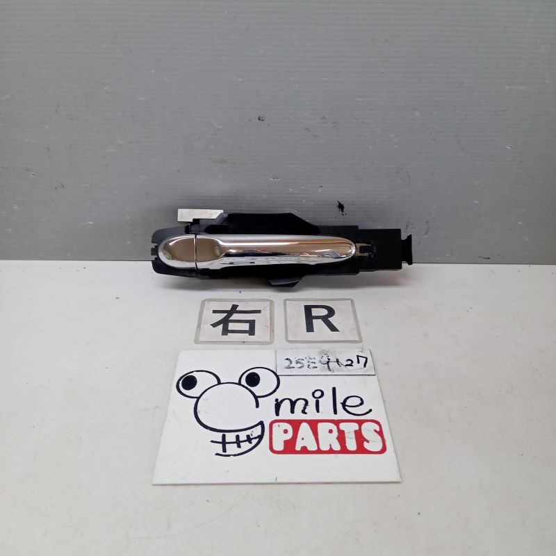 E12/NE12 ノート 純正 右リアアウターハンドル 1A4-7-6/25E9127*同梱不可拍卖
