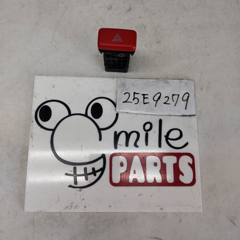 LA350S ミライース 純正 ハザードスイッチ 1A3-11-6/25E9279*同梱不可拍卖