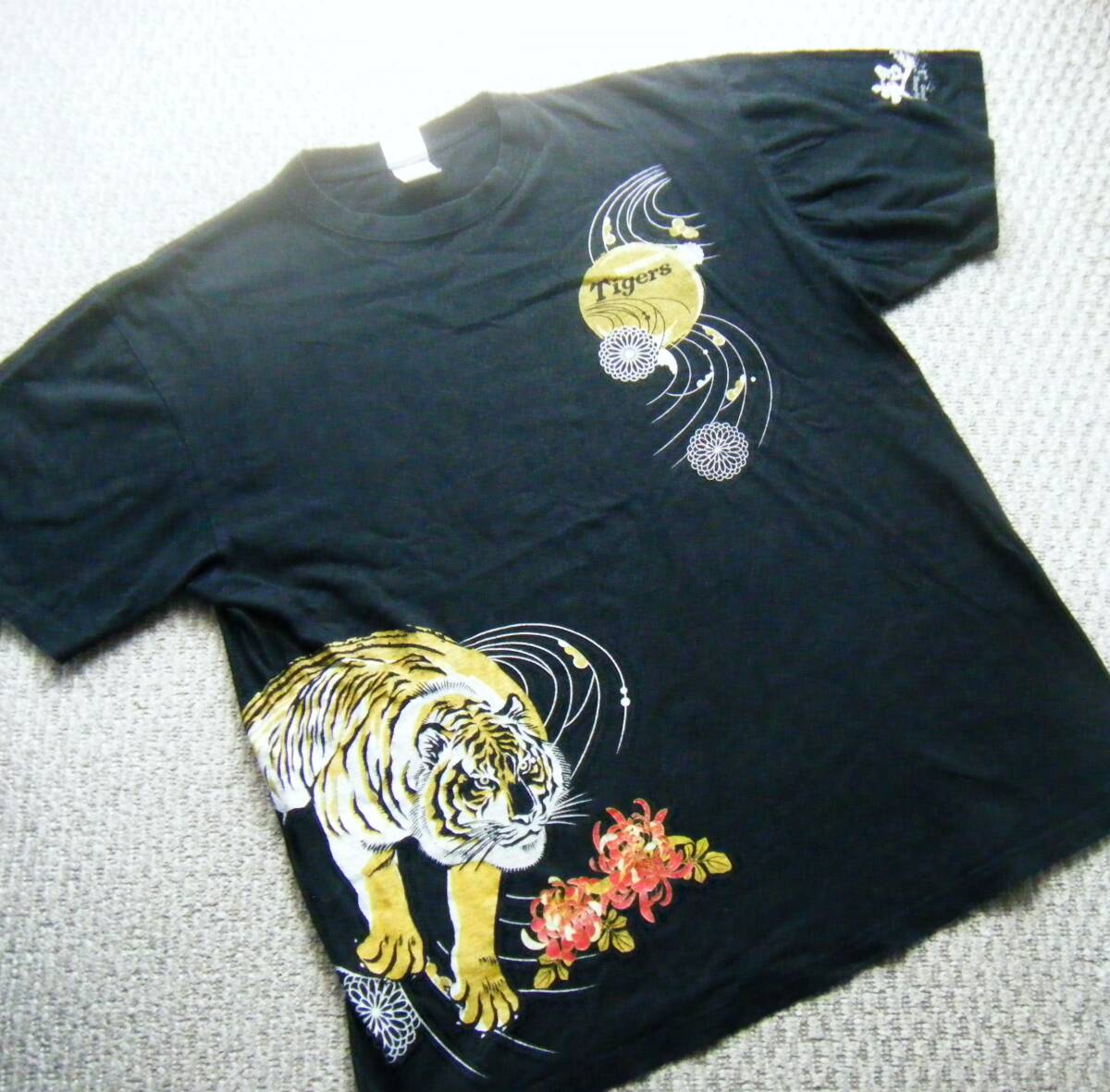 ☆ 阪神タイガース HANSHIN Tigers 半袖Tシャツ 丸首 XXLサイズ 拍卖
