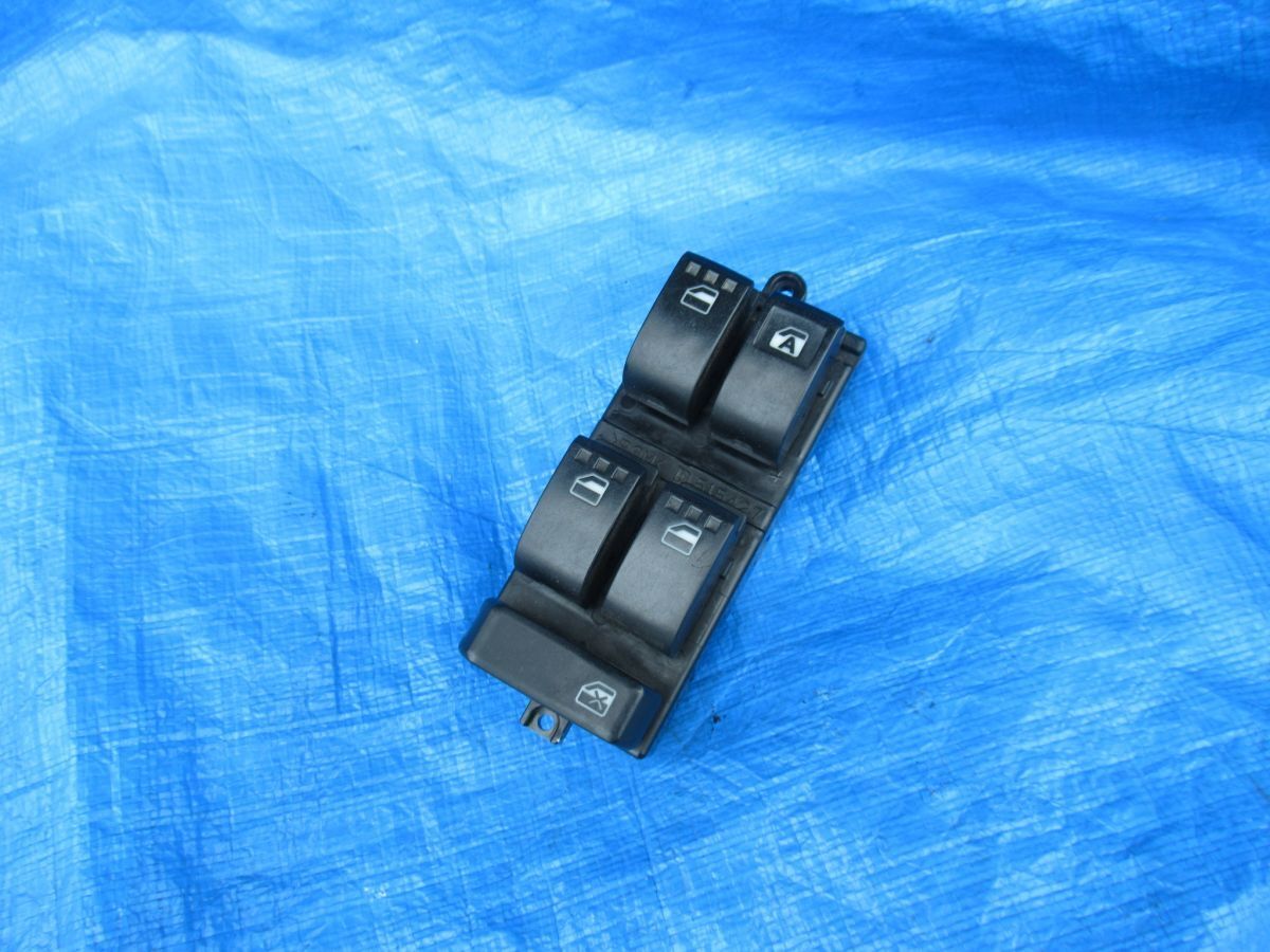 02 ダイハツ 純正 パワーウインドウスイッチ 運転席側 16ピン ★ LA100S ムーヴ L675S ミラココア タント エグゼ L375S L385S L455S拍卖