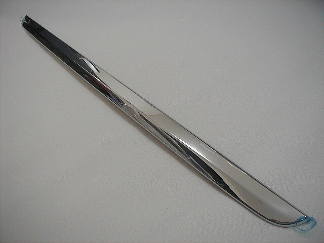 スズキ純正 メッキバックドアガーニッシュ ワゴンR/スティングレー MH34S拍卖