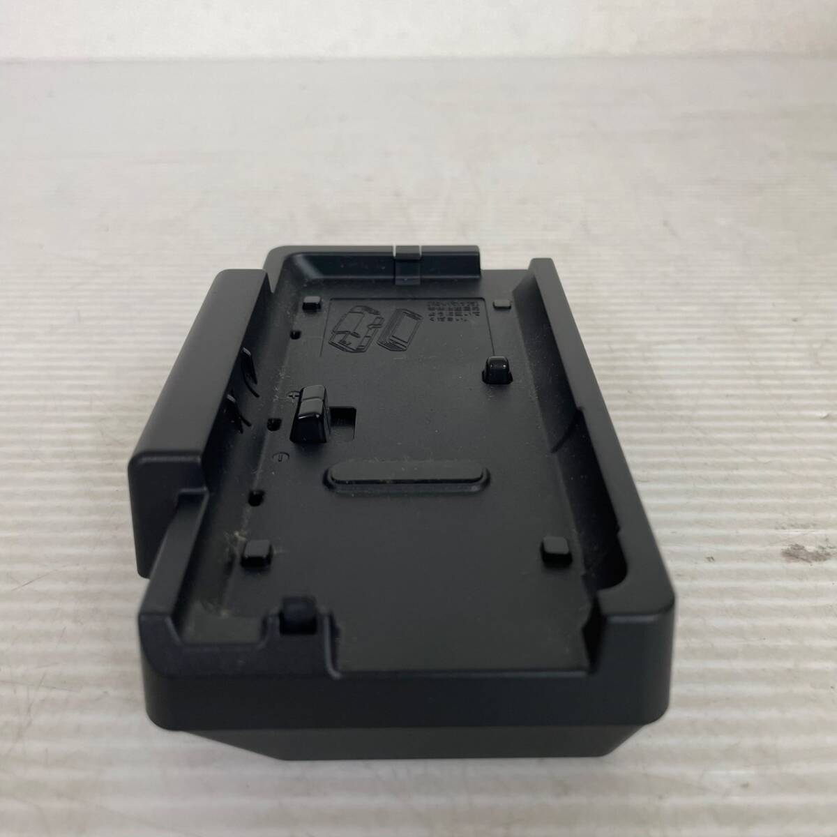 NTT docomo 卓上ホルダ SH24 DC5.4V 本体のみ 純正品 卓上 充電器 携帯ホルダー クレードル 携帯電話 周辺機器 現状品 Y2134拍卖