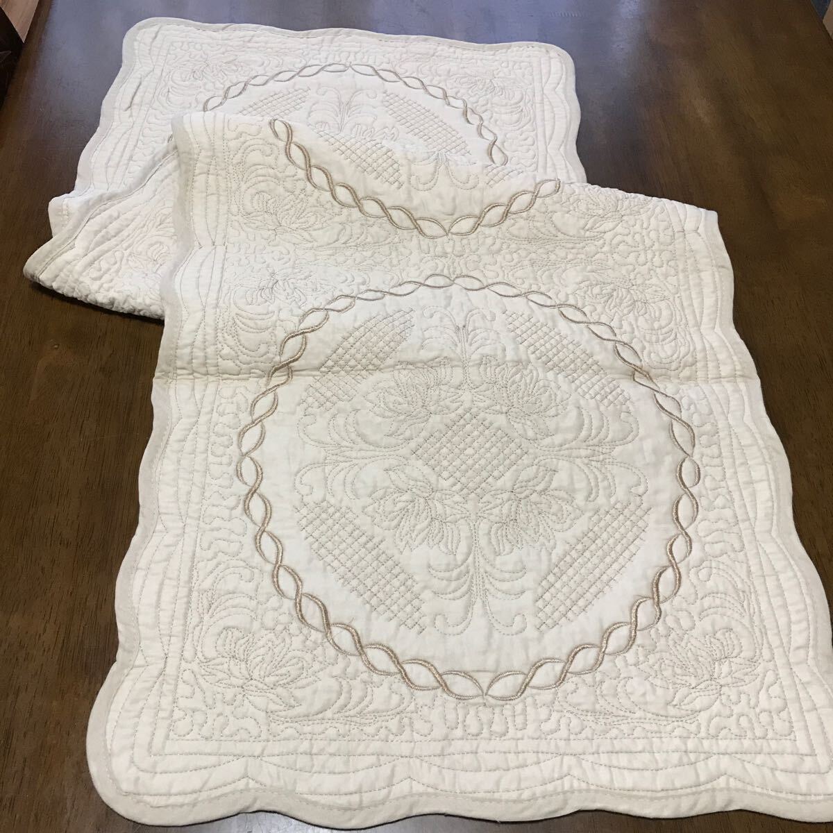 新品 キルトシート フリーシート ロング 刺繍 約45×130㎝ (ベージュ) 現品限り拍卖