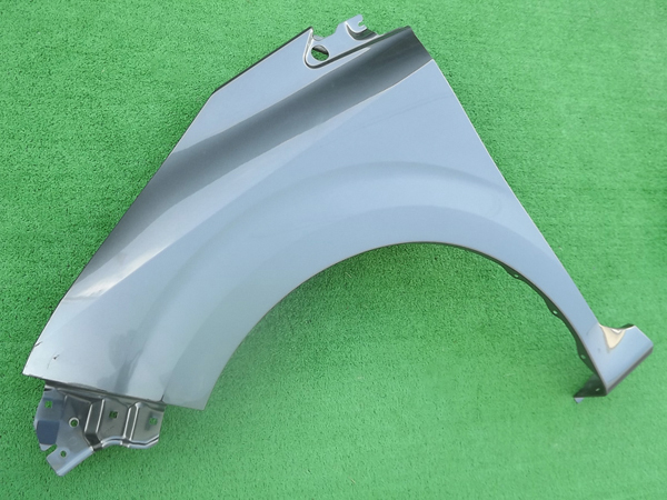 ☆微損,送料安,グレー★ノートE13/SNE13左フロントフェンダー★純正,パネル,灰★Re:P拍卖