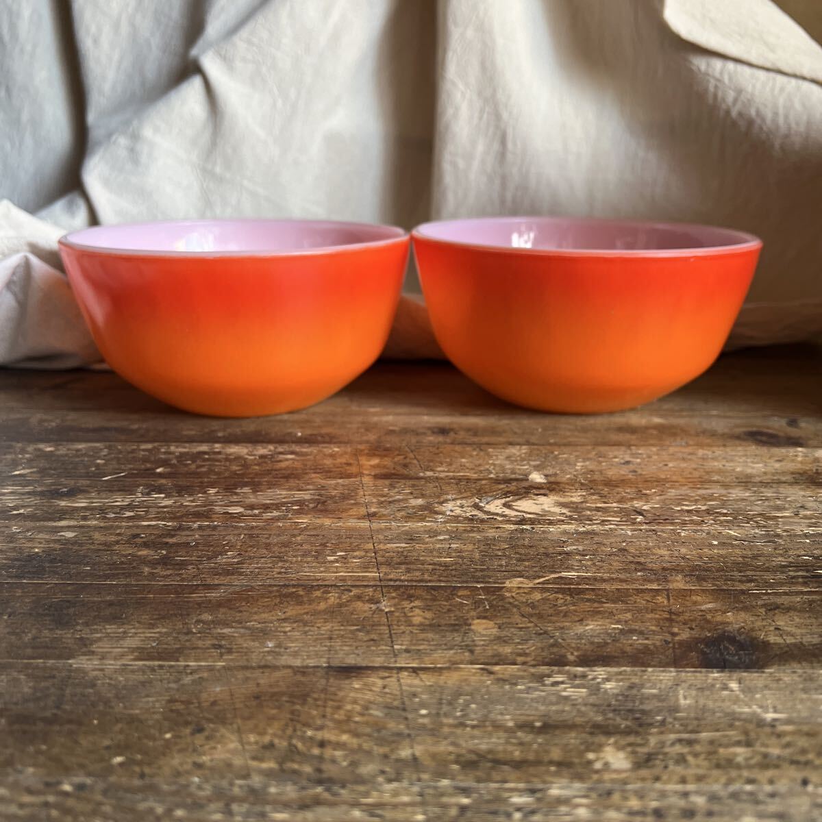T8-30-5 美品 ヴィンテージ ファイヤーキング ボウル2個セット オレンジ fireking 1960-1976 食器 グラデーション 拍卖