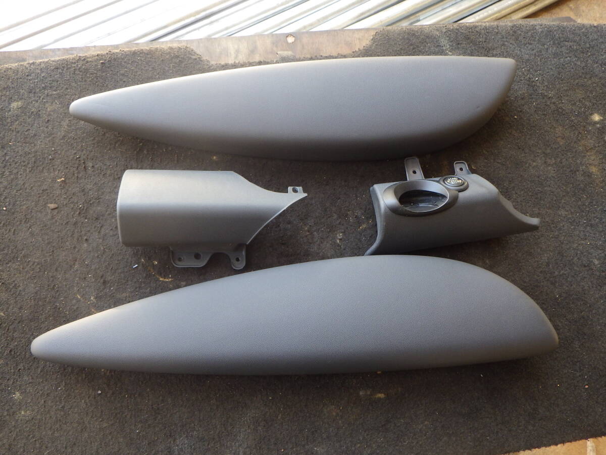 杉A4 即決! MINI R56 クーパー 前期 MF16 ドア 内装 ダッシュボードパネル キースロット拍卖