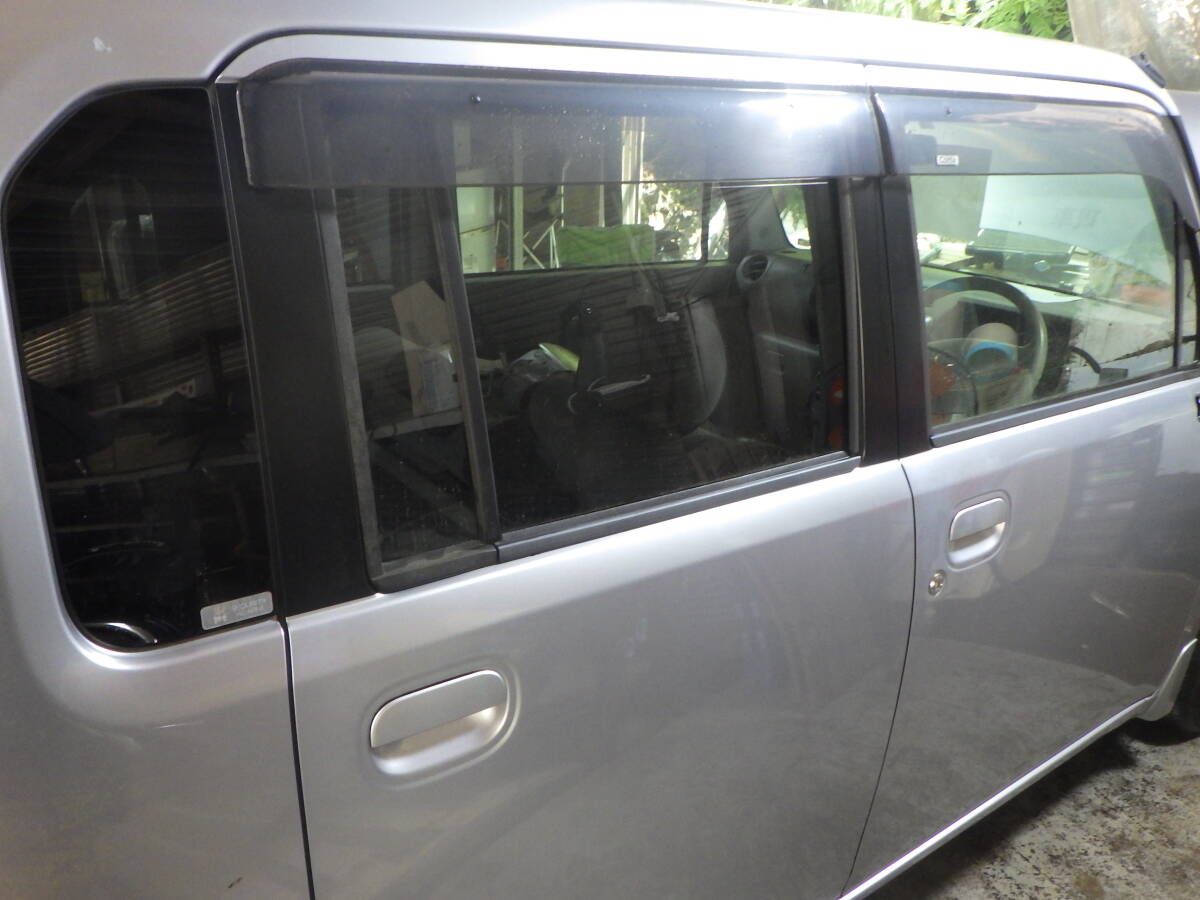 関00034 即決! L575S ムーヴコンテ S28 シルバー 右リアドア 現車 部品取り車拍卖
