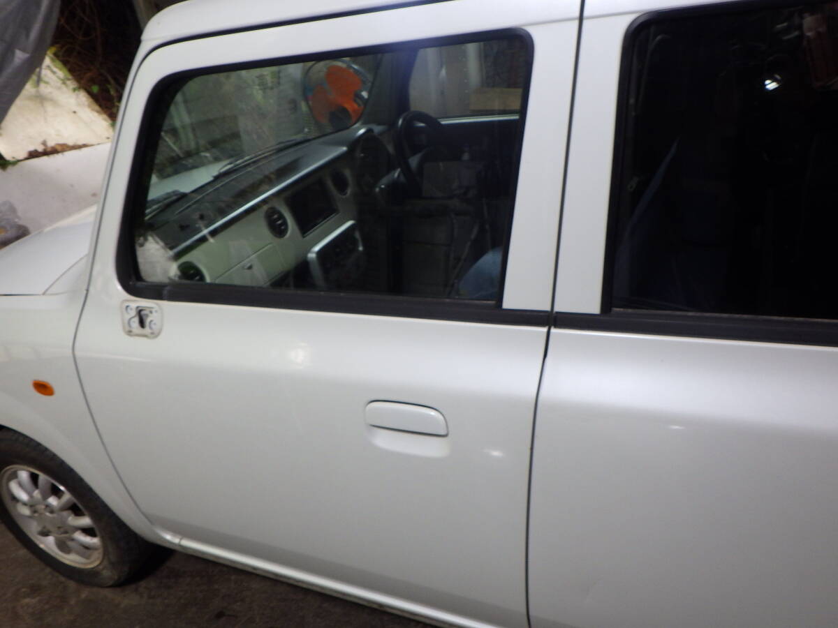 関00073 即決! HE21S アルトラパン Z7T パール 左フロントドア 助手席ドア 現車 部品取り車拍卖