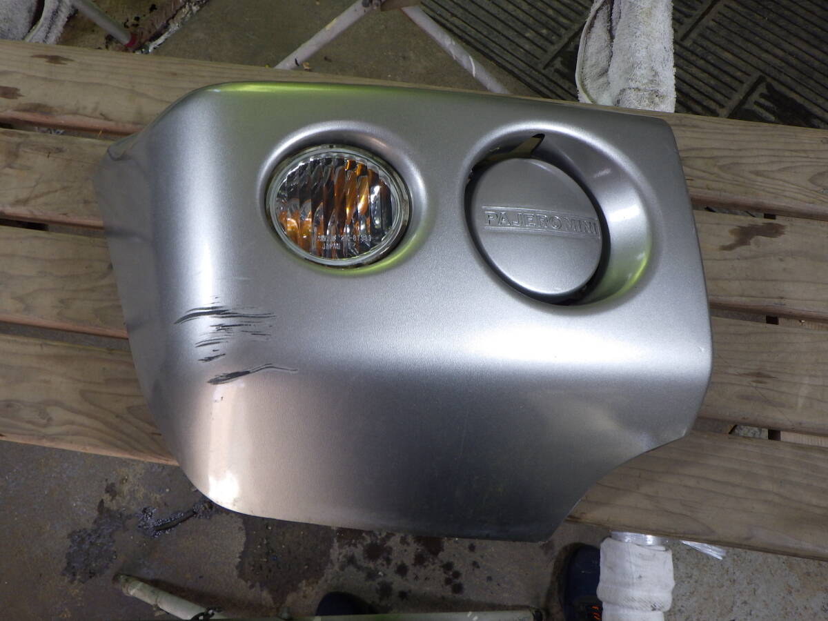 関00095 即決! H58A パジェロミニ フロントバンパー 右コーナー MR351420拍卖