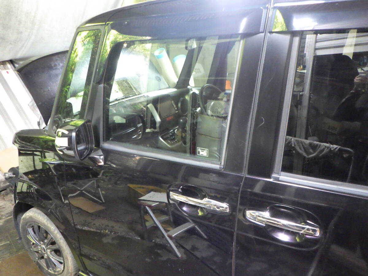 関00096 即決! JF1 N-BOX+ PB85P 黒 紫 左フロントドア 助手席ドア 現車 部品取り車拍卖