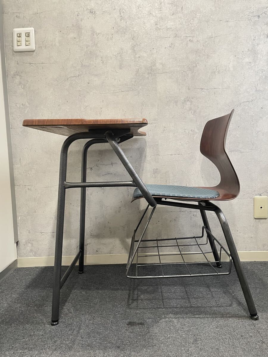 ドイツ フロトット FLOTOTTO デスク&チェア メラミン天板プライウッド ファブリック座面 スチールフレーム 学習机 リモートワーク 店舗什器拍卖