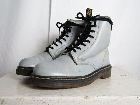 イングランド製 Dr.Martens ドクターマーチン 8ホールブーツ グレー UK5 24cm拍卖