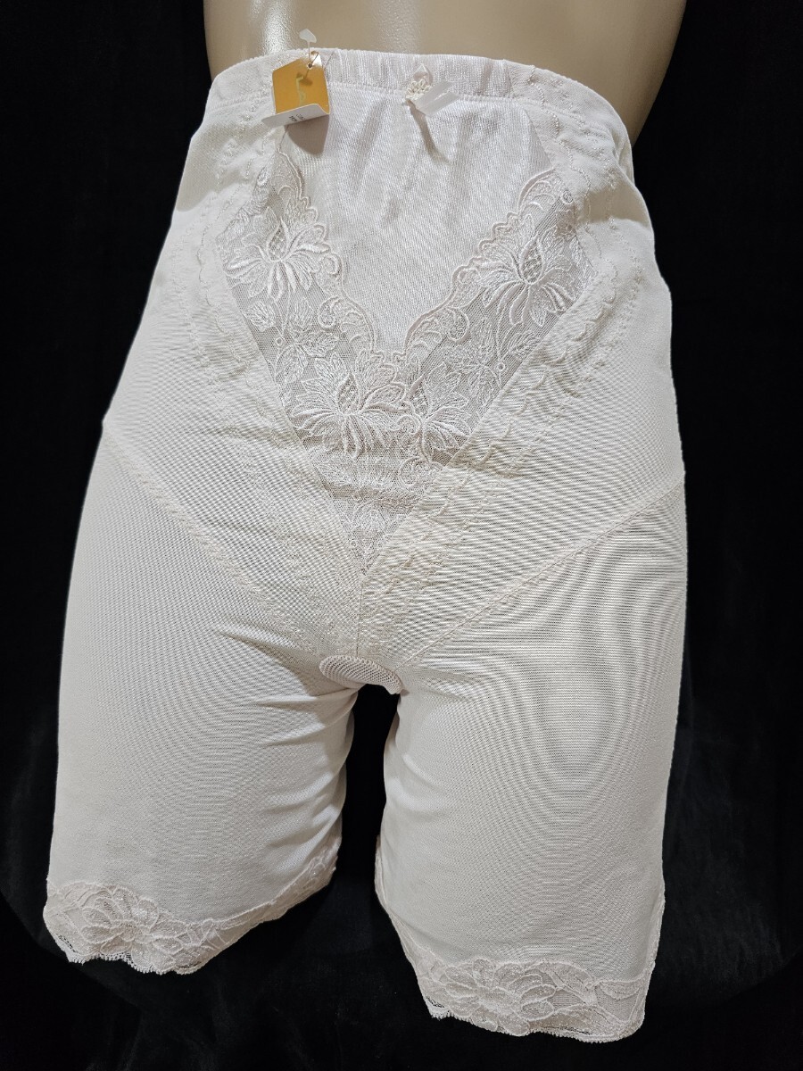 ΣC182★LANCELガードル 90拍卖