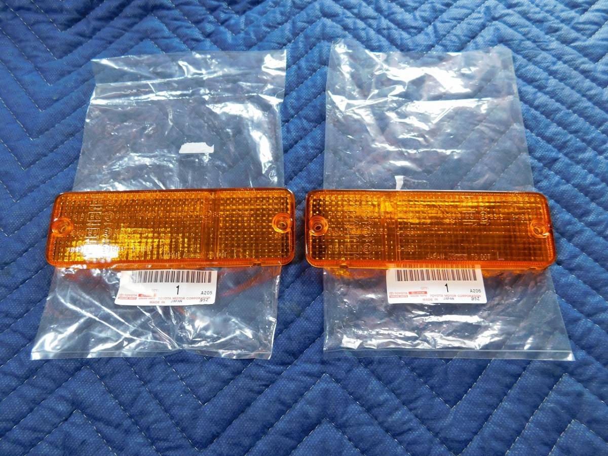 US5289◎新品 KP61 スターレット 後期 純正 フロントウインカーレンズ 左右 旧車拍卖