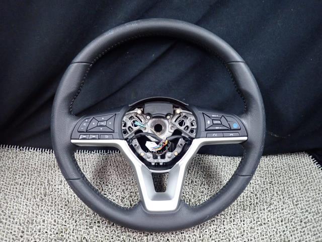 eKクロス 4AA-B38W ステアリングホイール W13 MQ723144拍卖