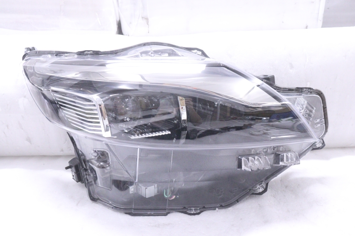 38-1881★【値下】極上品★LED B44A ルークス★右ヘッドライト KOITO 100-2377Y 打刻:H ASSY ブラック 純正★日産 (UK)拍卖