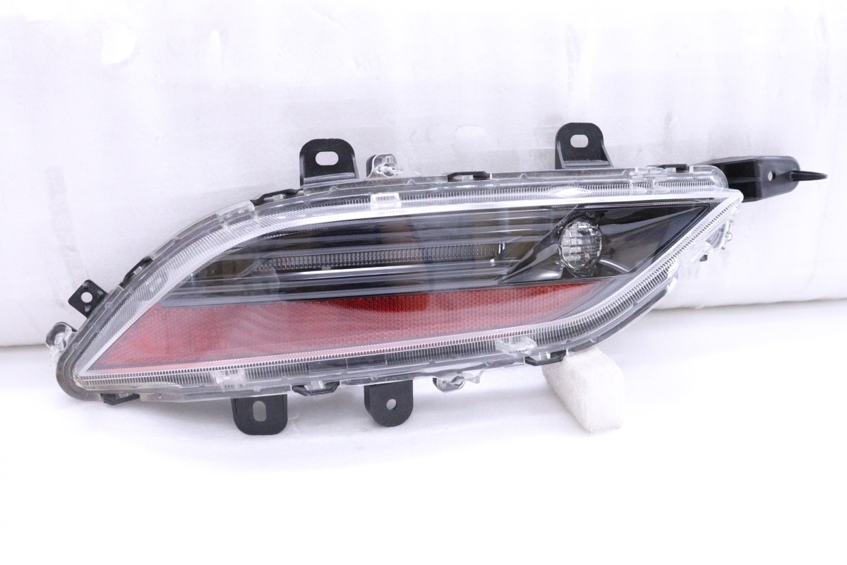 55-2139★美品★MXUA80 ハリアー★左バックランプ STANLEY 48-240 ユニット 純正★トヨタ (QT)拍卖