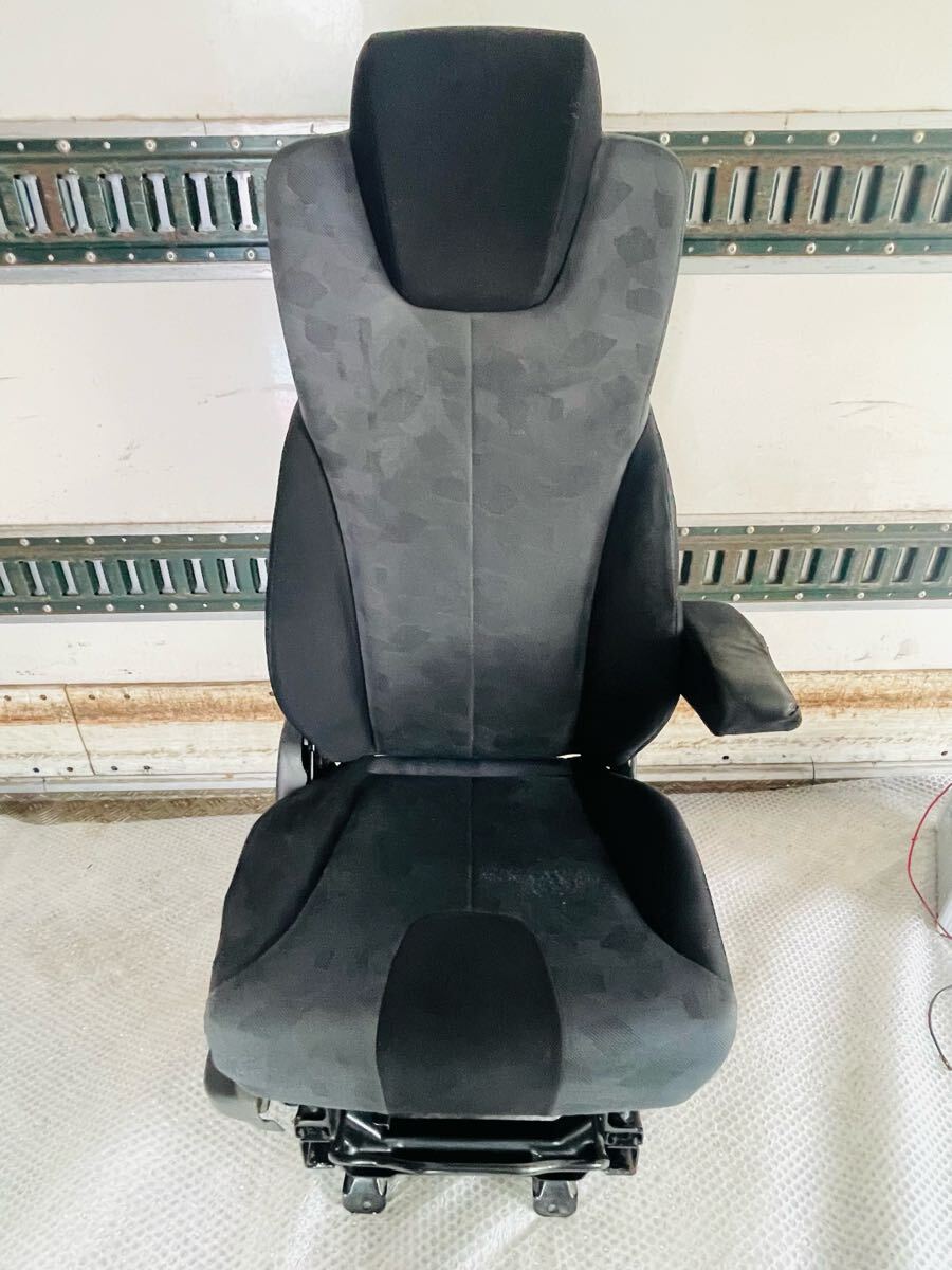 純正 日産 UD コンドル 中型 トラックス ドライバーシート シート シートダンパー付き 右 右側 運転手席側 150312拍卖