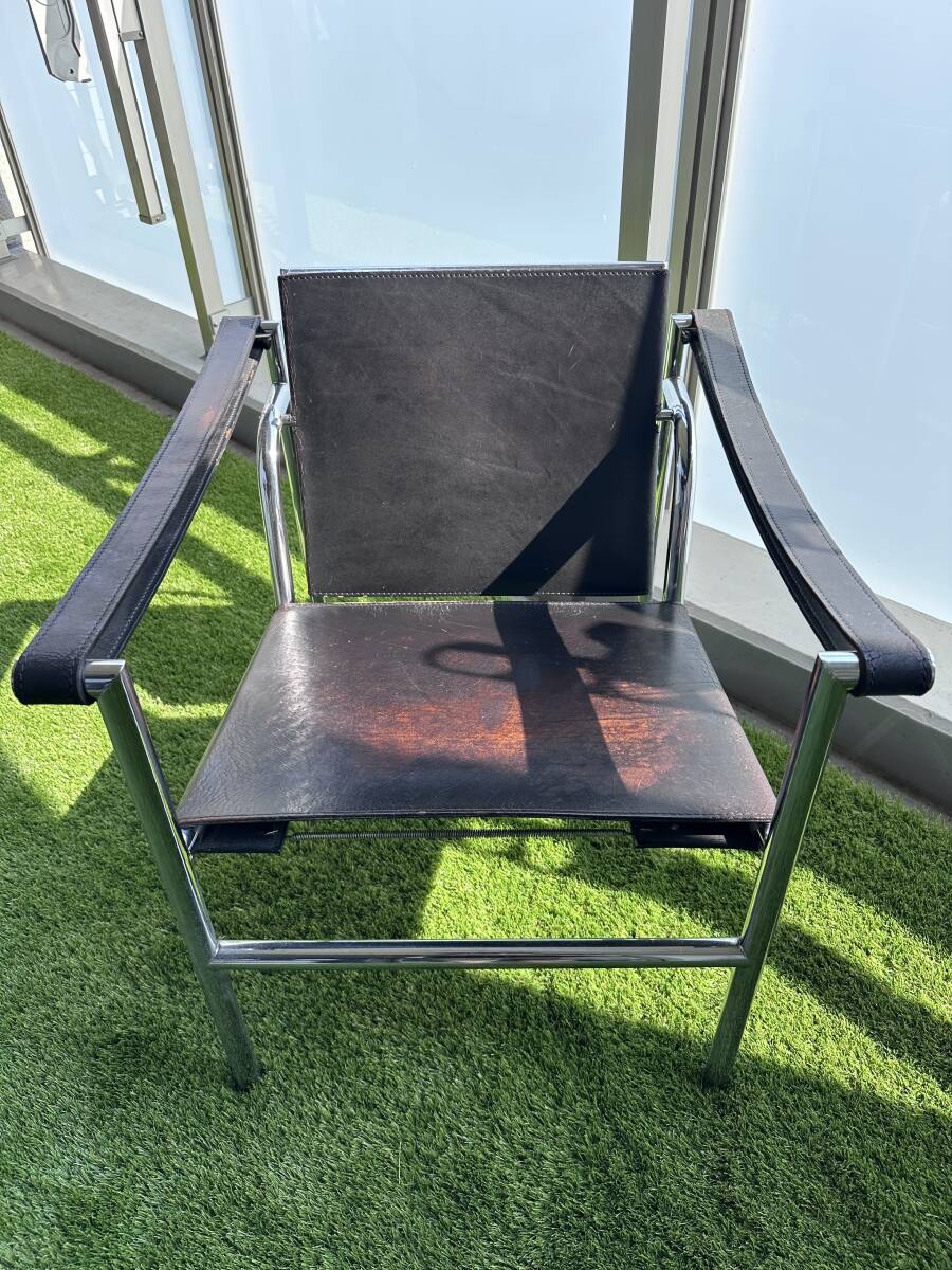 【本物②】Cassinaカッシーナ/LC1スリングチェア/ル・コルビュジエ/いい感じの茶芯ビンテージ・男の憧れガレージチェアに/ハーレーナックル拍卖