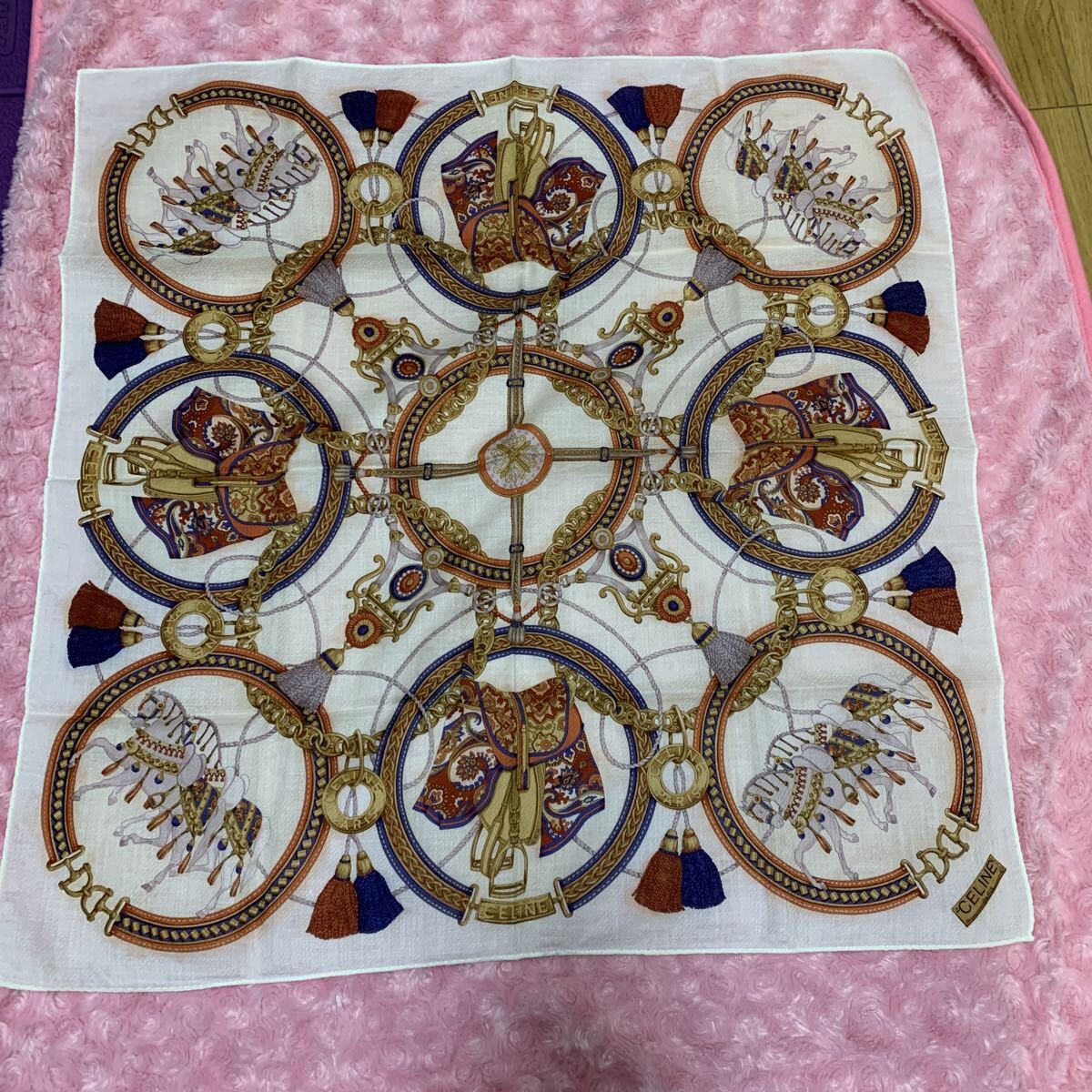 CELINE中古美品シルク混紡のような良い綿生地大判 ハンカチ拍卖