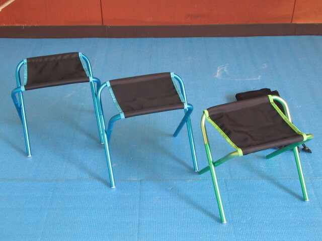 LIXIL ビバ 軽くて持ち運びが便利なコンパクトアルミチェアー グリーン ブルー 計3点セット 耐荷重80kg アウトドア 管理7KX0809G-A4拍卖