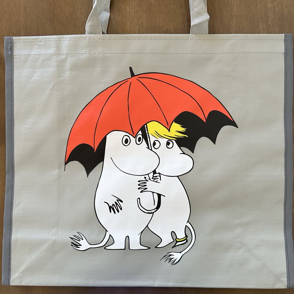 フィンランド ムーミン MOOMIN 80周年 トートバッグ エコバッグ ヨーロッパ フローレン ショッピングバッグ 北欧雑貨 グレー 相合傘 新品拍卖