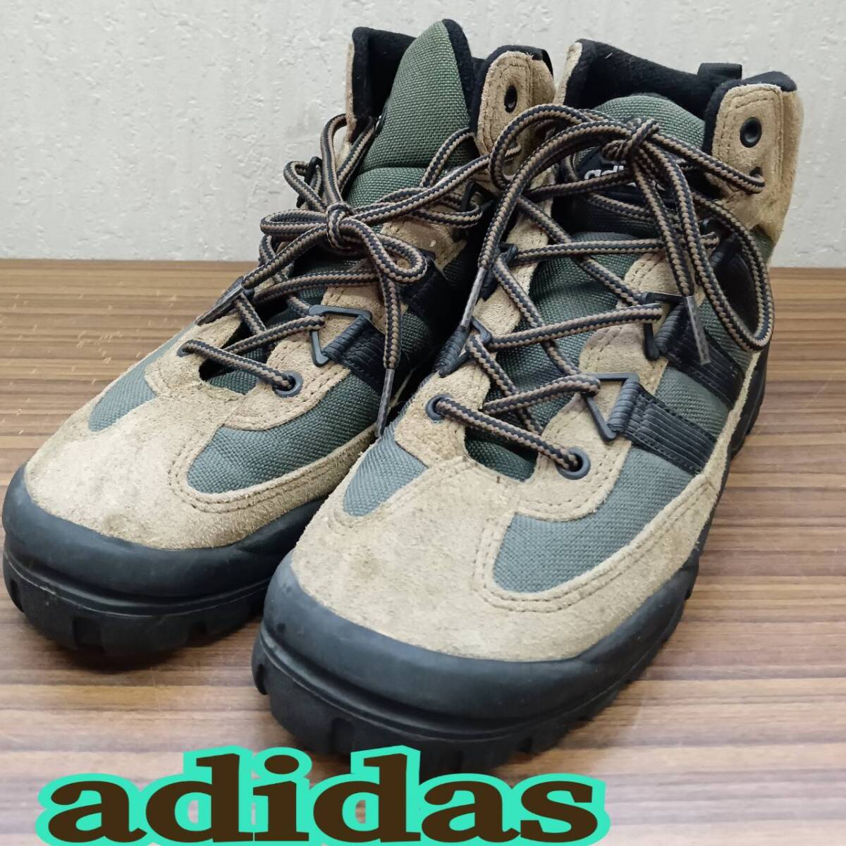 靴 ◆adidas ◆ スニーカー ウオーキングシューズ 23cm オリーブグリーン x ベージュx 黒 ◆ アディダス ◆ レディース シューズ拍卖
