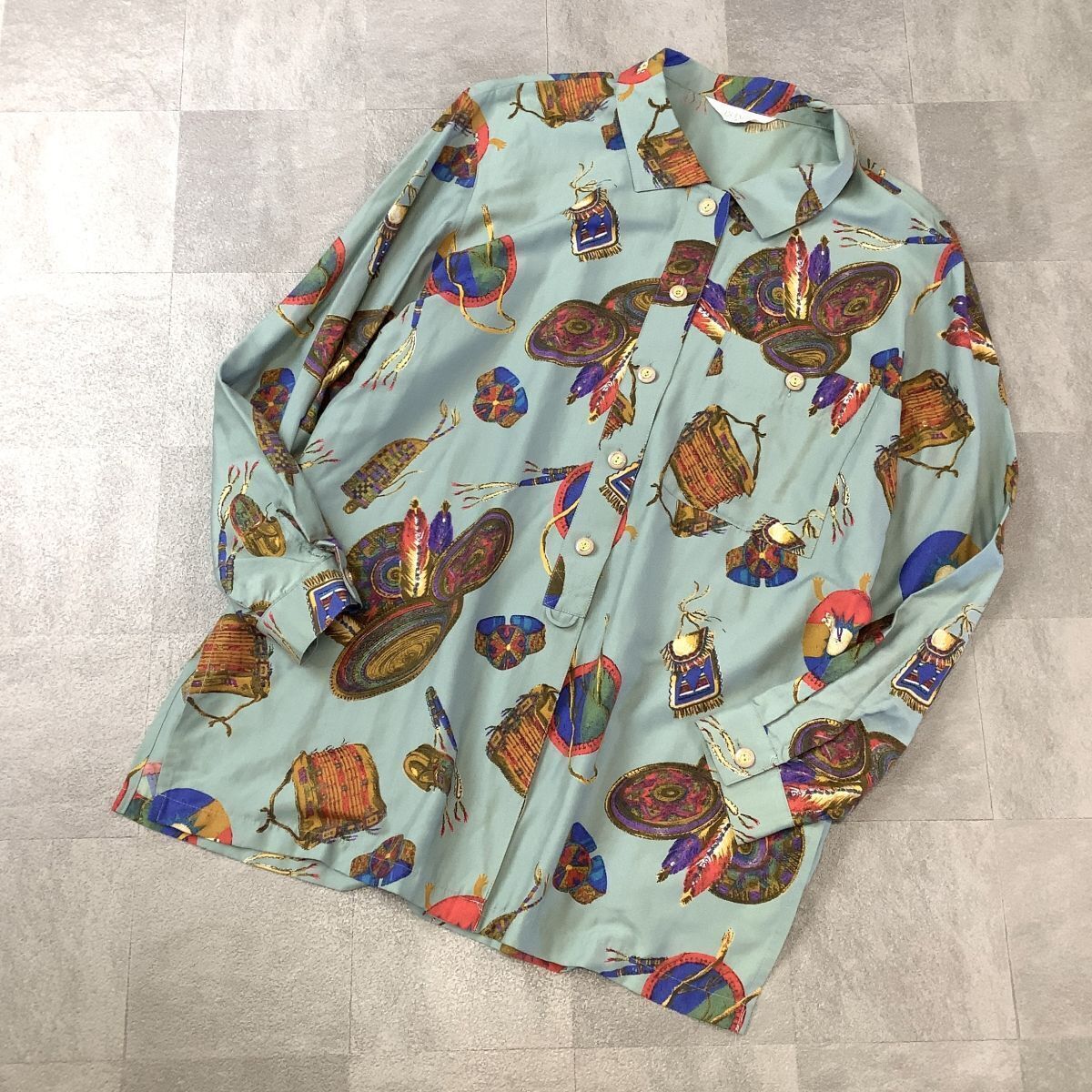 良品 BARTH 総柄 雑貨柄 レーヨン レトロシャツ デザインシャツ 長袖 レディース 9号 M ダスティグリーン拍卖