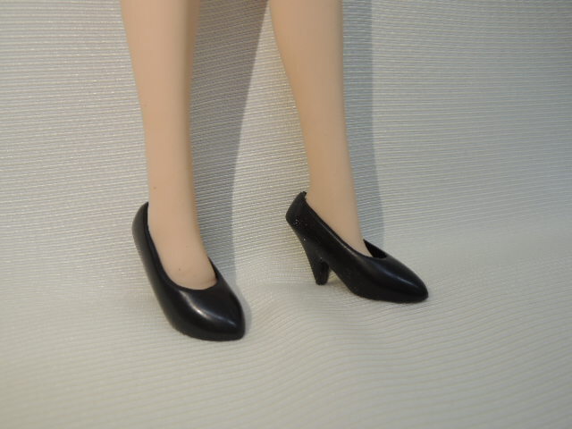 【同封発送・お取り置き可・シームレス・女性フィギアにピッタリ】1/6 ブラック・ハイヒール拍卖