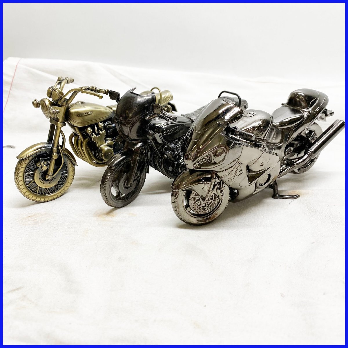 中古◆レッドバロン◆世界の名車シリーズ Kawasaki750RS/GS1000S/GSX1300R 3点セット ミニレプリカ 置物拍卖