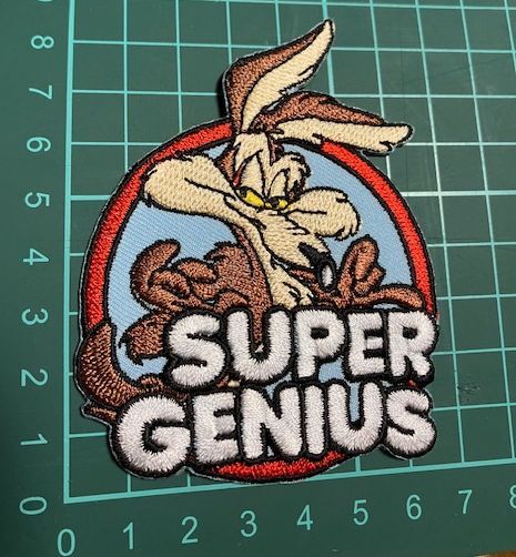 アイロン 接着 刺繍 ワッペン ★ コヨーテ SUPER GENIUS★車 バイク オイル つなぎ 工具 メンテナンス 道具 レンチ ラチェット拍卖